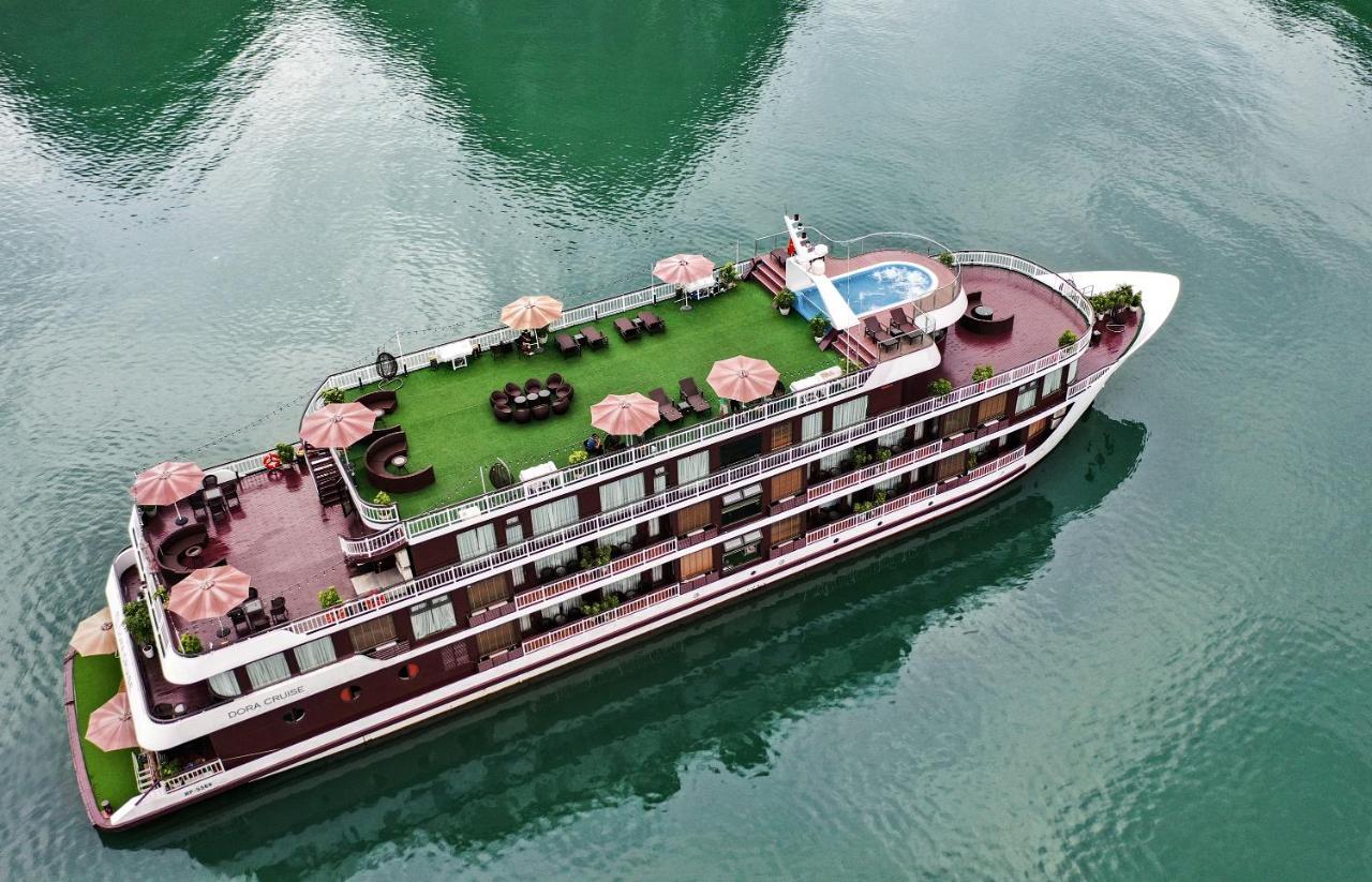 Hotel Dora Cruise By Hag Ha Long Esterno foto