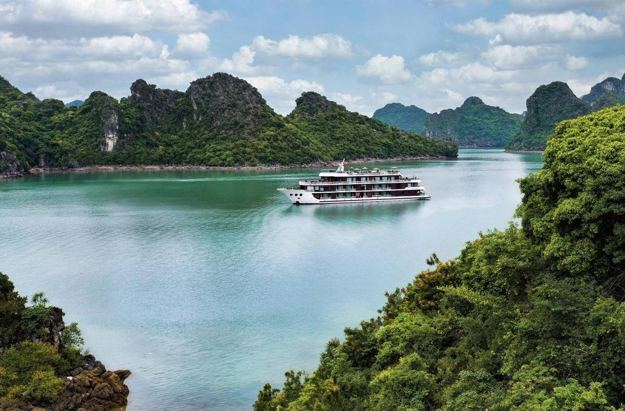 Hotel Dora Cruise By Hag Ha Long Esterno foto