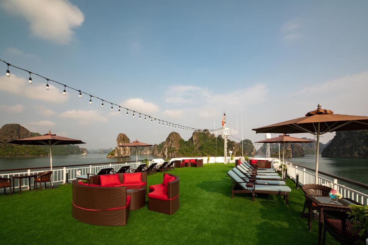 Hotel Dora Cruise By Hag Ha Long Esterno foto