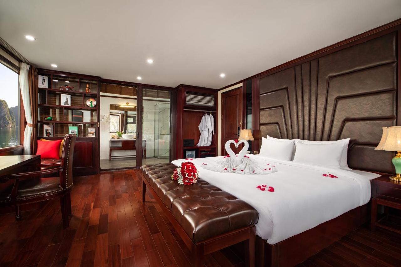 Hotel Dora Cruise By Hag Ha Long Esterno foto