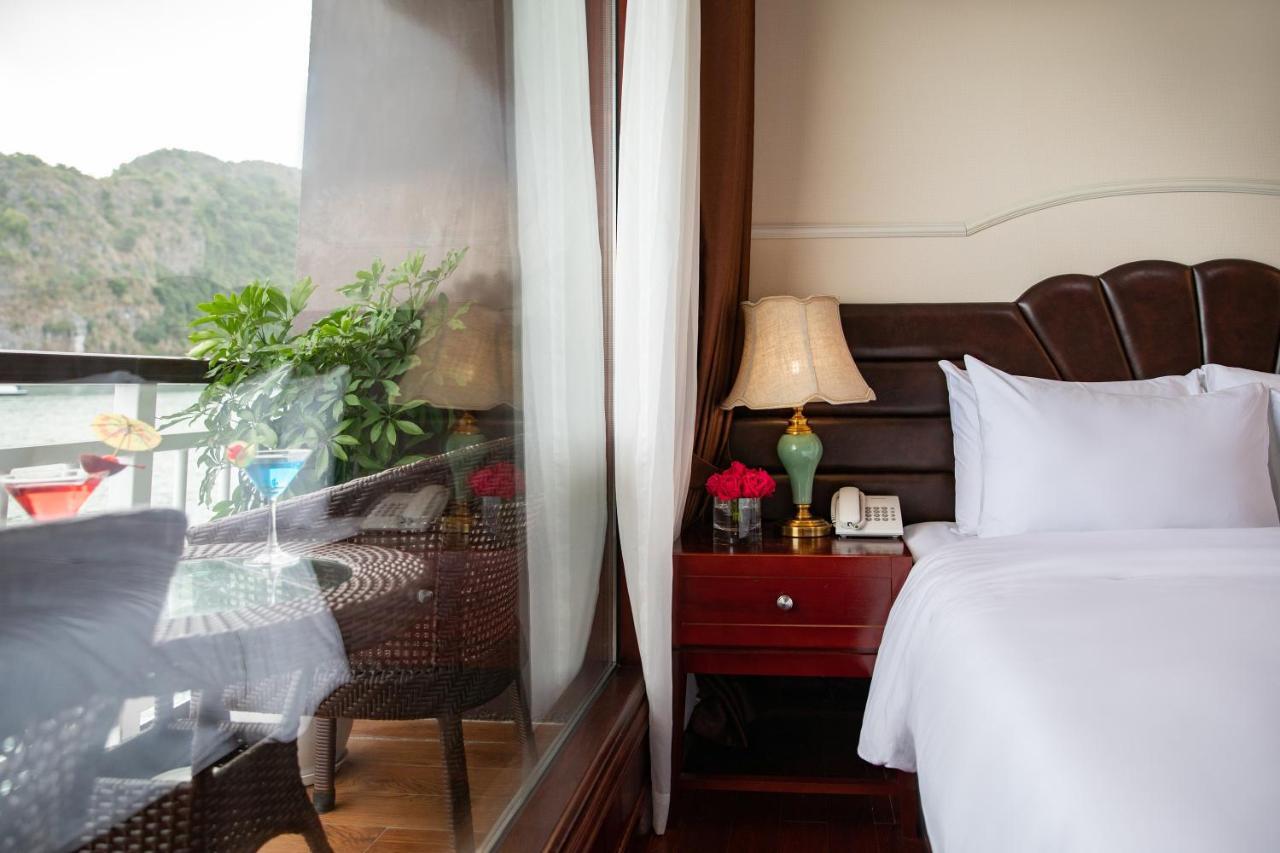 Hotel Dora Cruise By Hag Ha Long Esterno foto